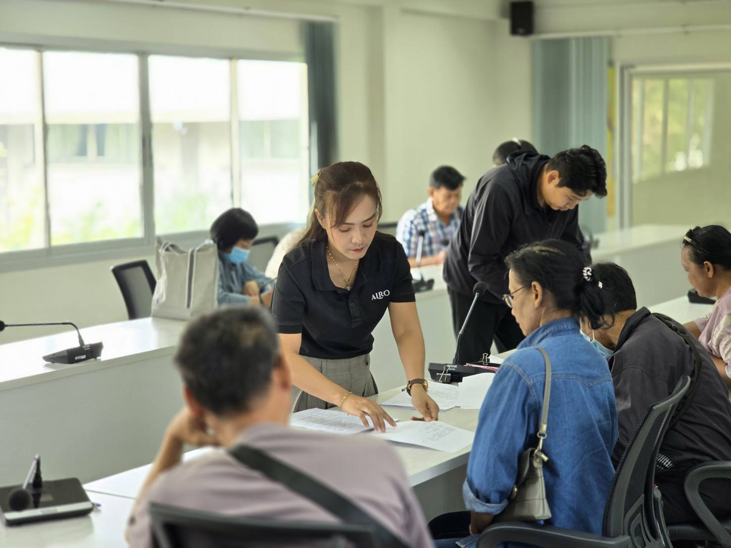 title - ปฏิรูปที่ดินจังหวัดเพชรบุรี มอบหมายกลุ่มการเงินบัญชีและจัดเก็บผลประโยชน์ ดำเนินการจัดทำสัญญากู้ยืมเงินกองทุนการปฏิรูปที่ดินเพื่อเกษตรกรรม และมอบสินเชื่อให้แก่เกษตรกรในเขตปฏิรูปที่ดินจังหวัดเพชรบุรี